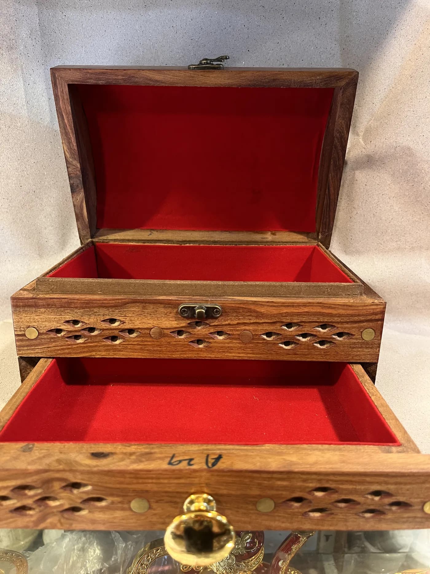 Round-Top Sheesham Wood Jewelry Box (10x7 Inch, 2-Partition)